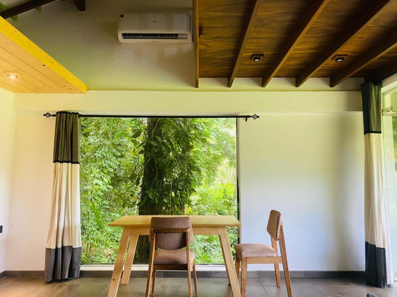 Leisure Land Bed & Breakfast 3*